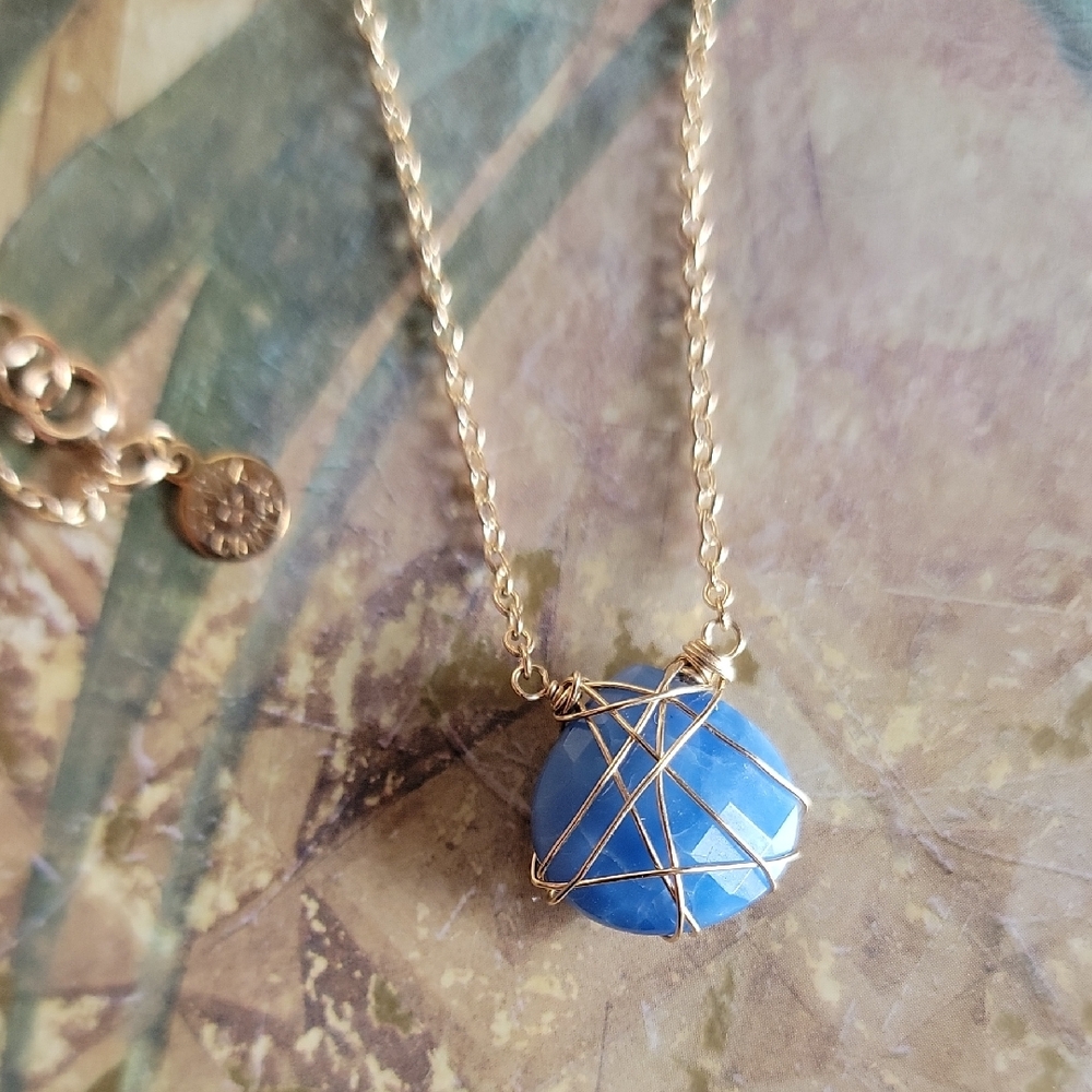 Janna Conner 14 K Gold Filled  Wire-Wrapped Faceted Blue Stone Pendant Necklace